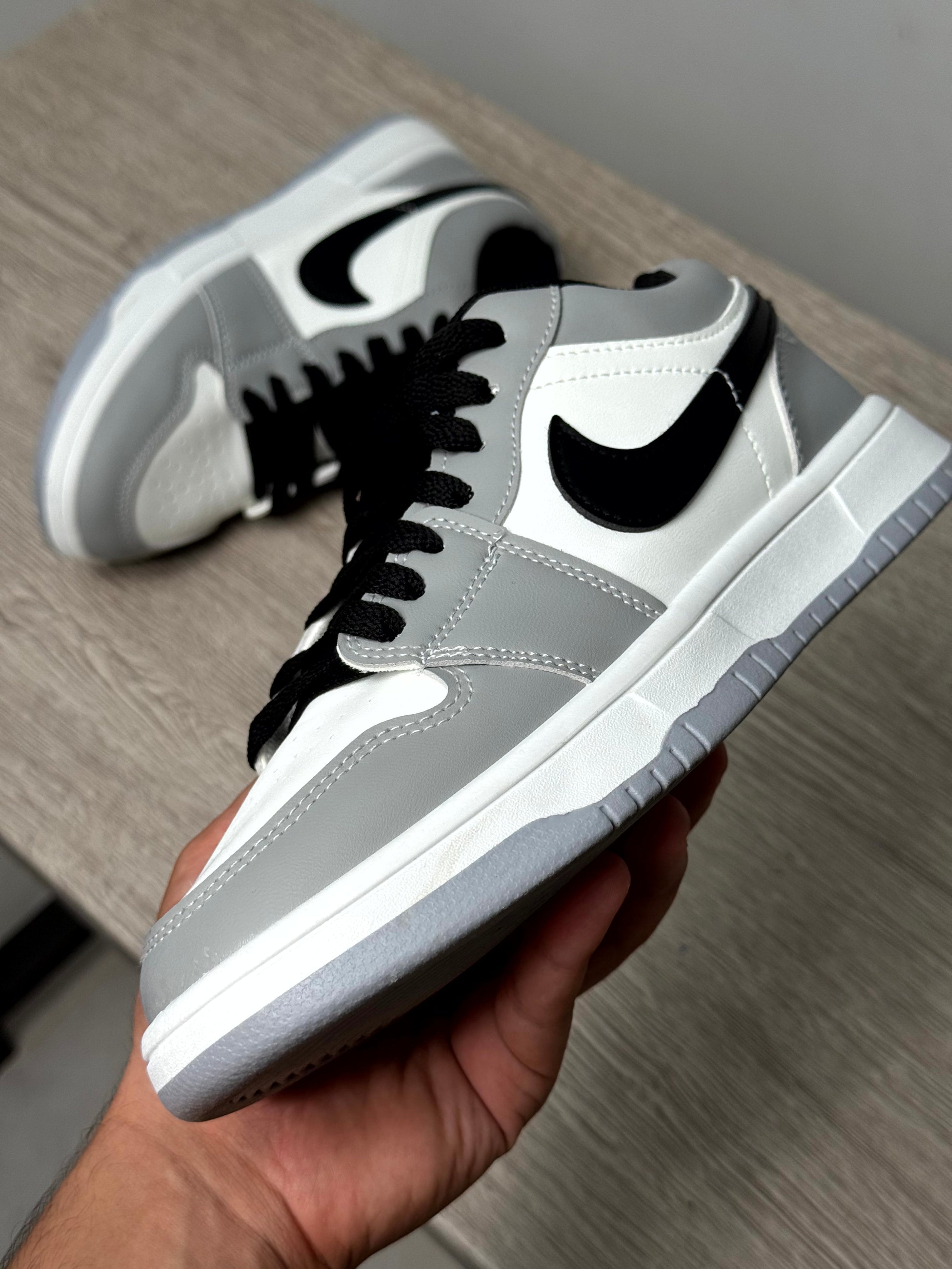 Nike dunk low grey