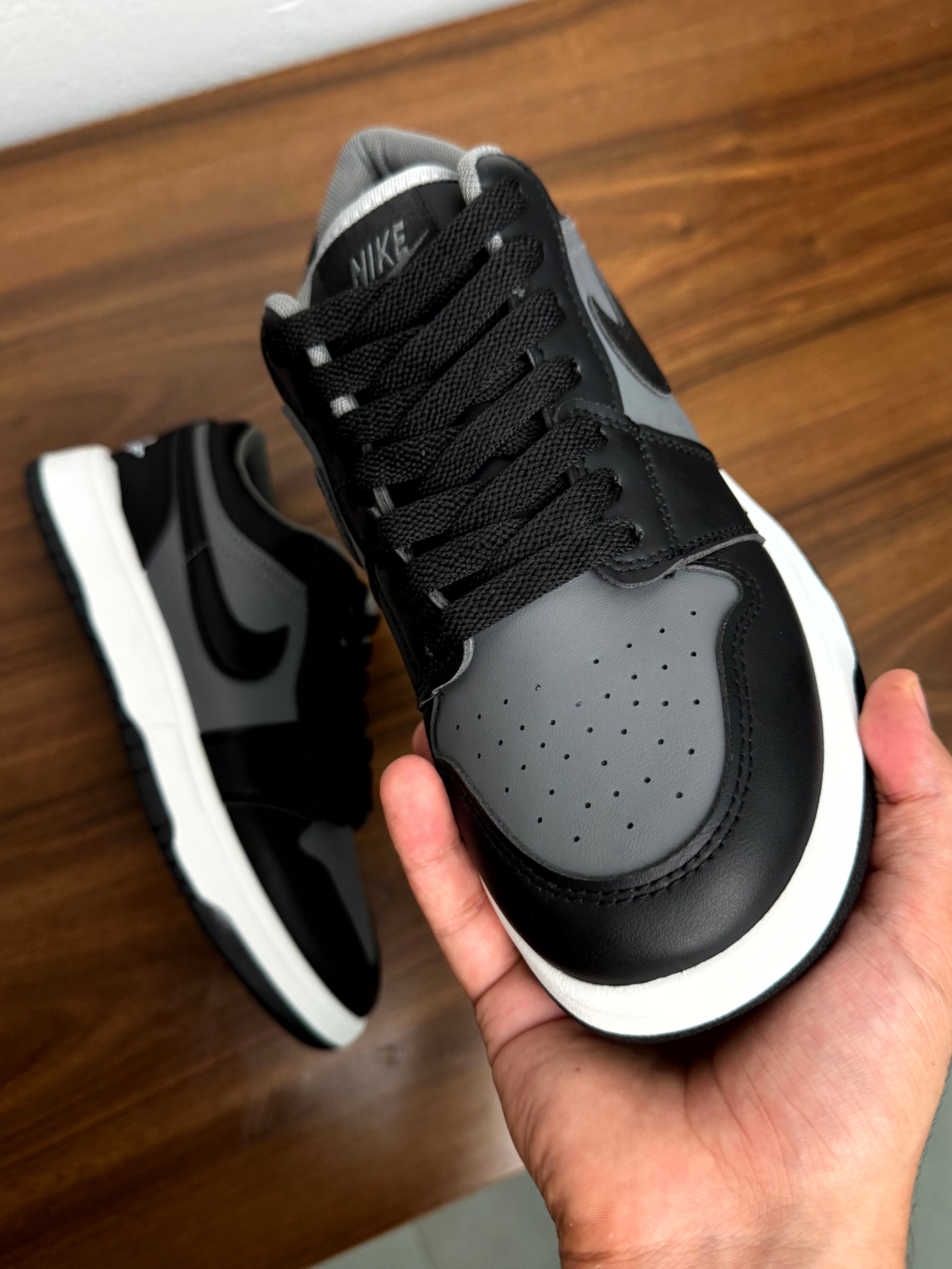 Nike dunk low panda grey