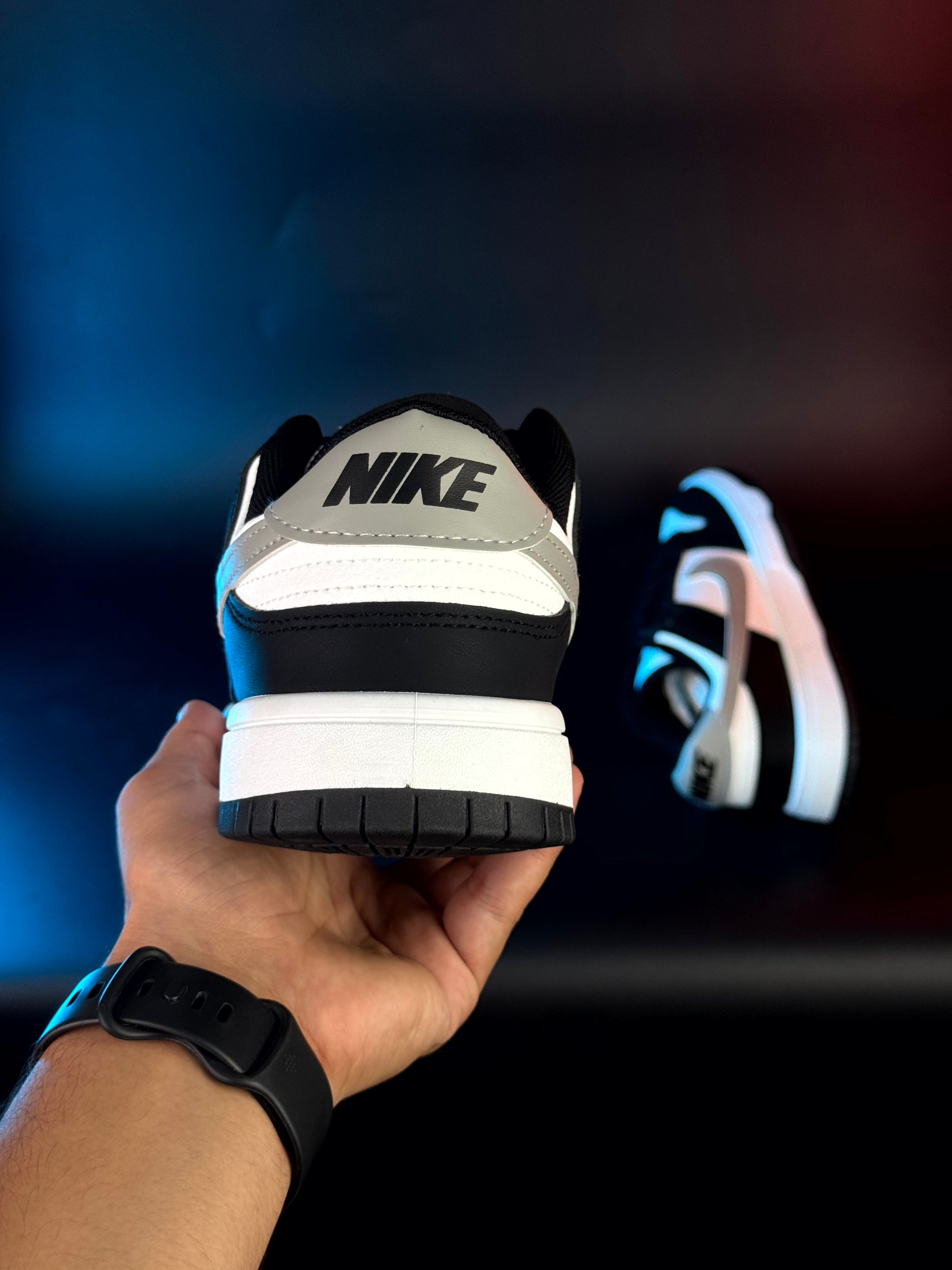 Nike dunk low panda new version