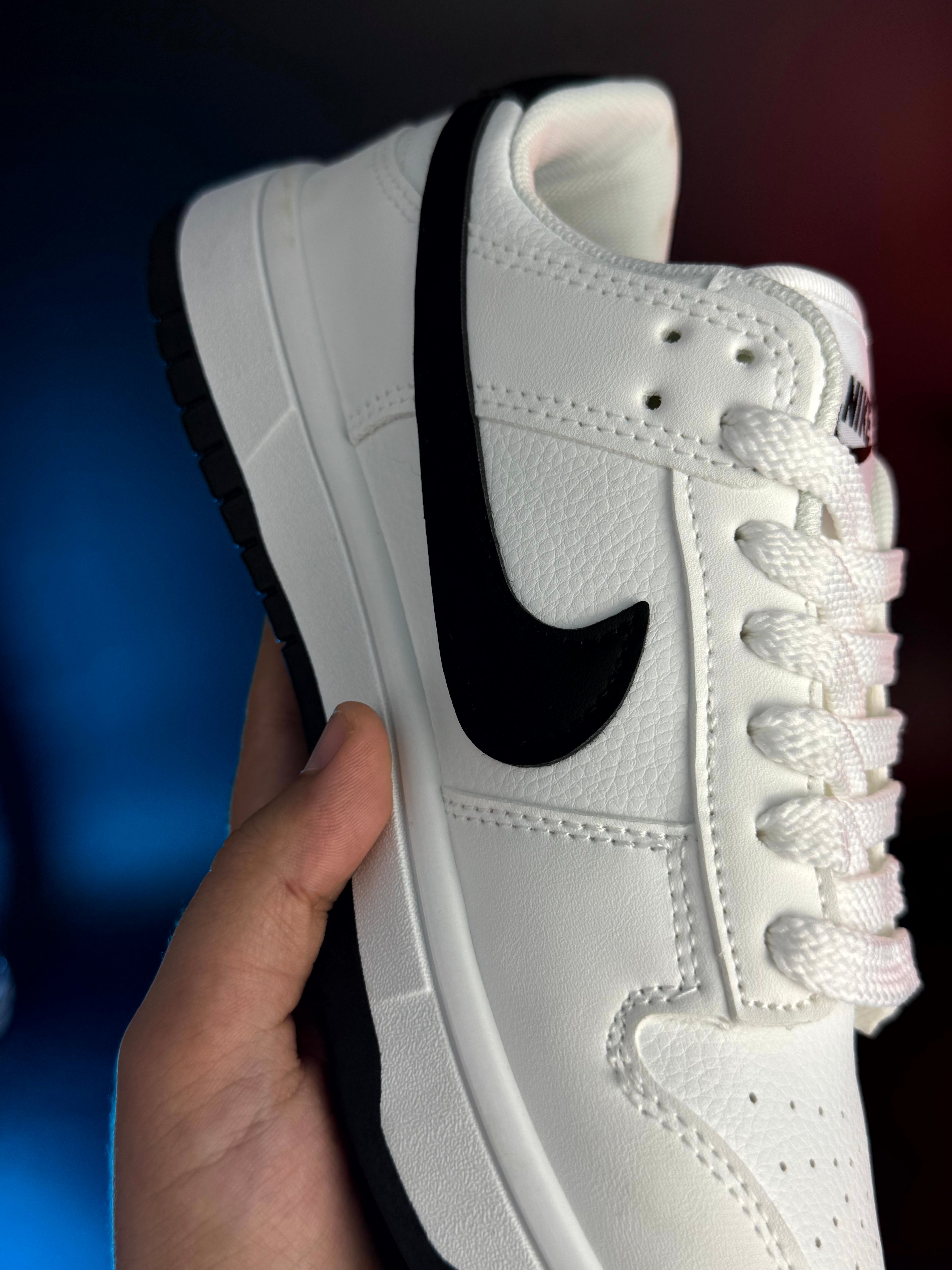 Nike dunk low white new version