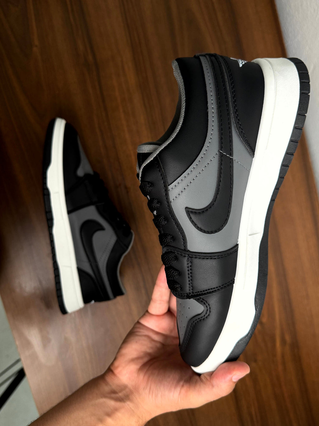 Nike dunk low panda grey