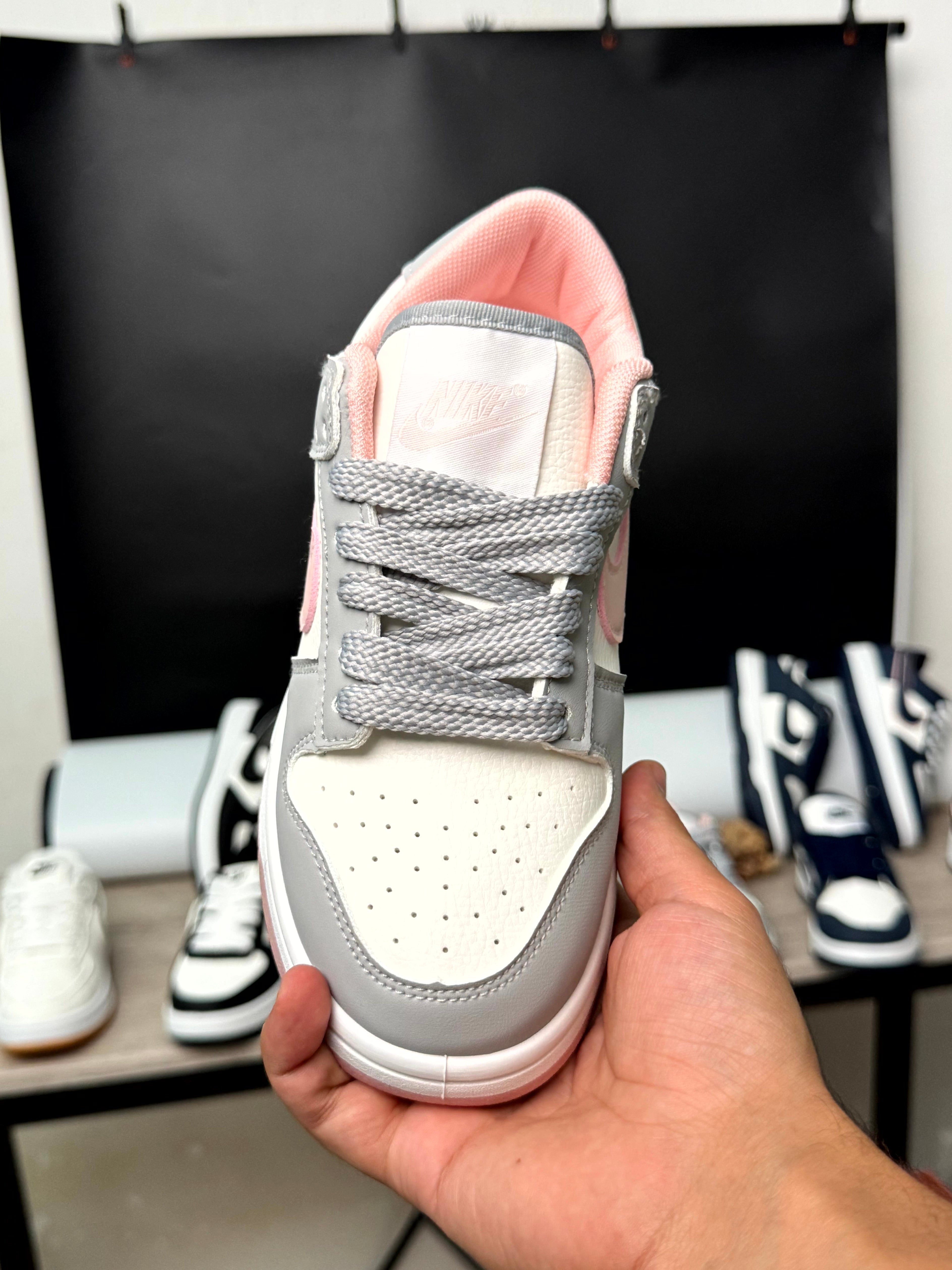 Nike Dunk Low grey pink (36 - 40)