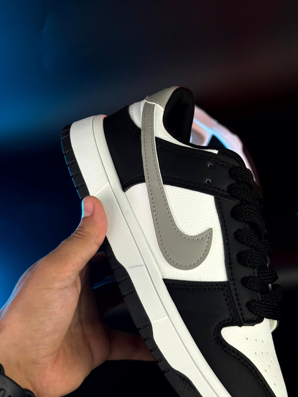 Nike dunk low panda new version