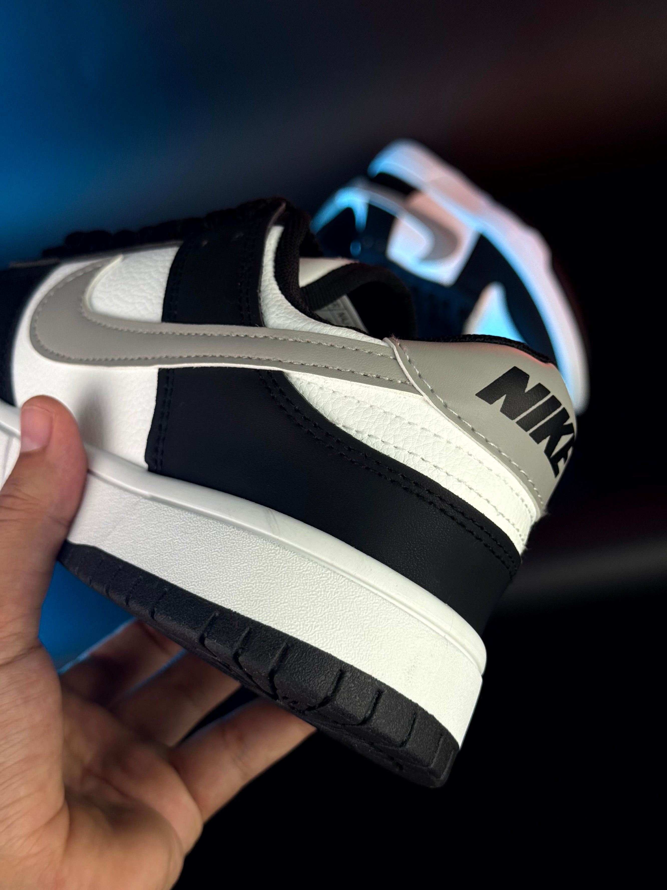 Nike dunk low panda new version