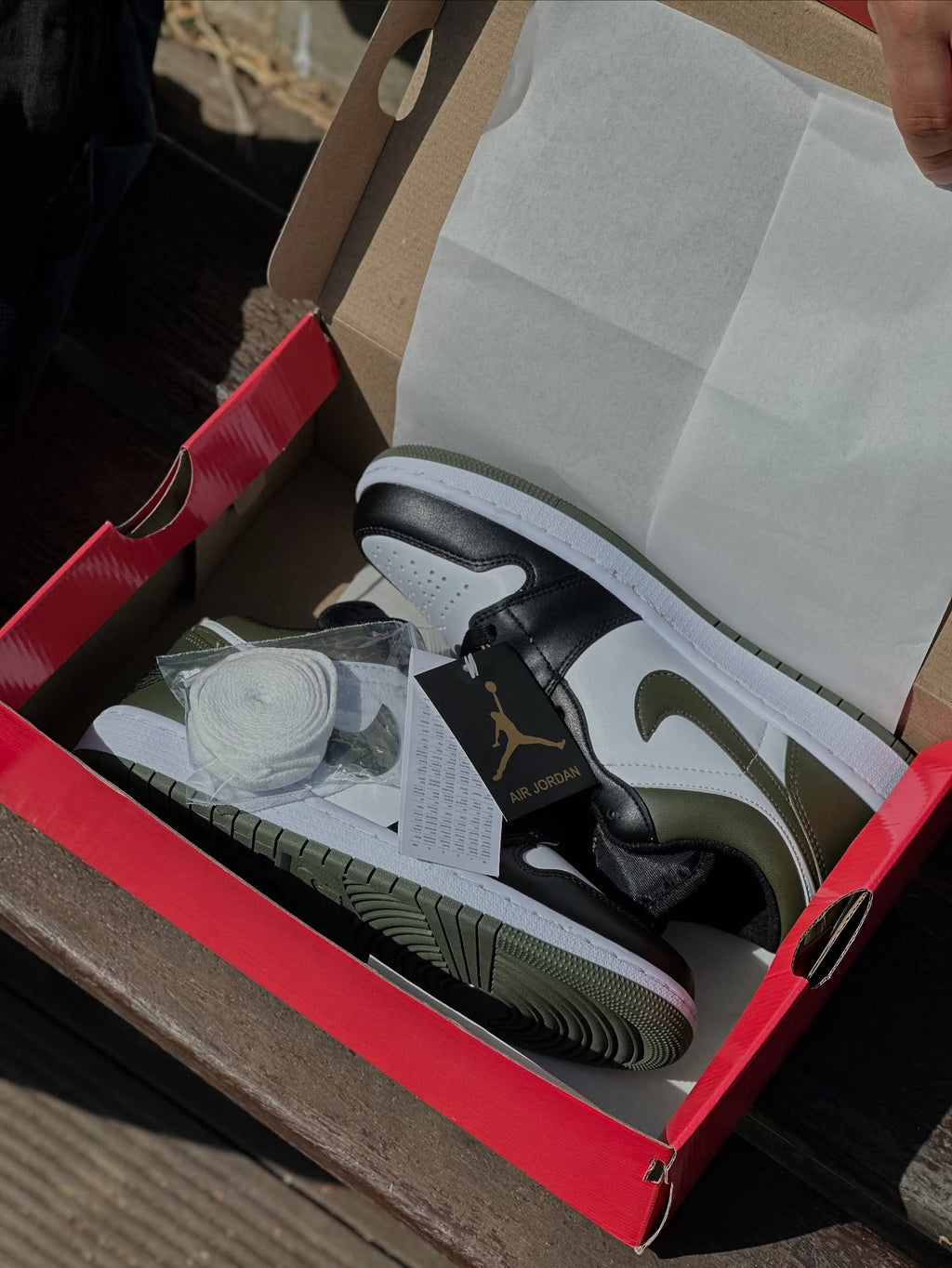 Air Jordan 1 Low Green – Fresh Look