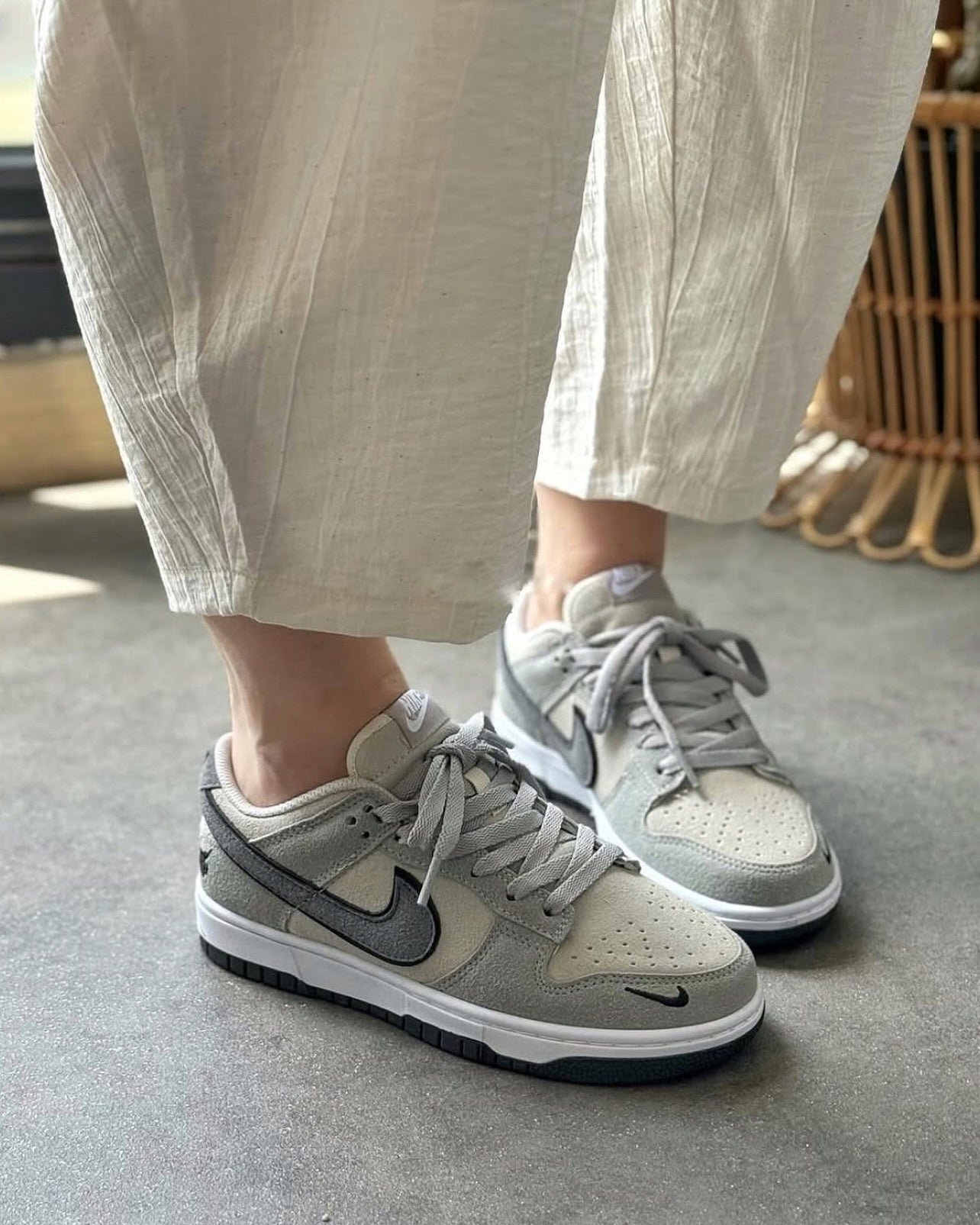 ✅ Soft Neutral Style – Nike Dunk Low Light Grey
